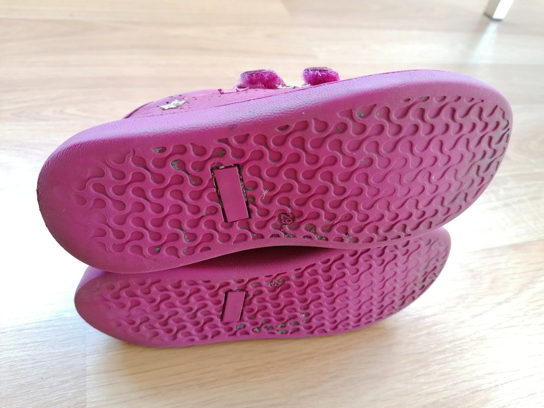 Scarpe per ragazze: Halbschuhe Gr. 29 mit Klett – Usato da Büttikon AG venduto da Amineah 1