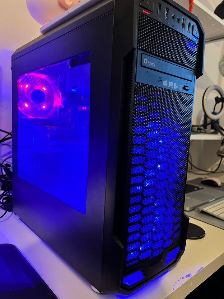 Custodie: PC Postazione LED – Usato da Lugano venduto da cjporko 3
