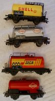 Lot de 4 wagons citerne Marklin