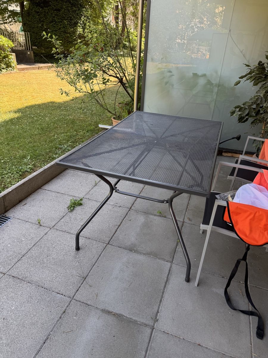 Tables: Gartentisch – D'occasion à Bern par CheetahPaw