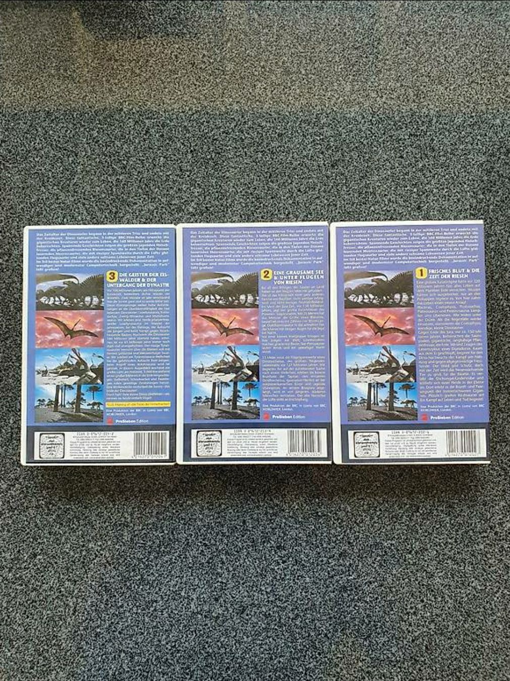 Alle VHS: Dinosaurier Vhs Film Sammlung – Gebraucht aus Herznach von kayley09 1