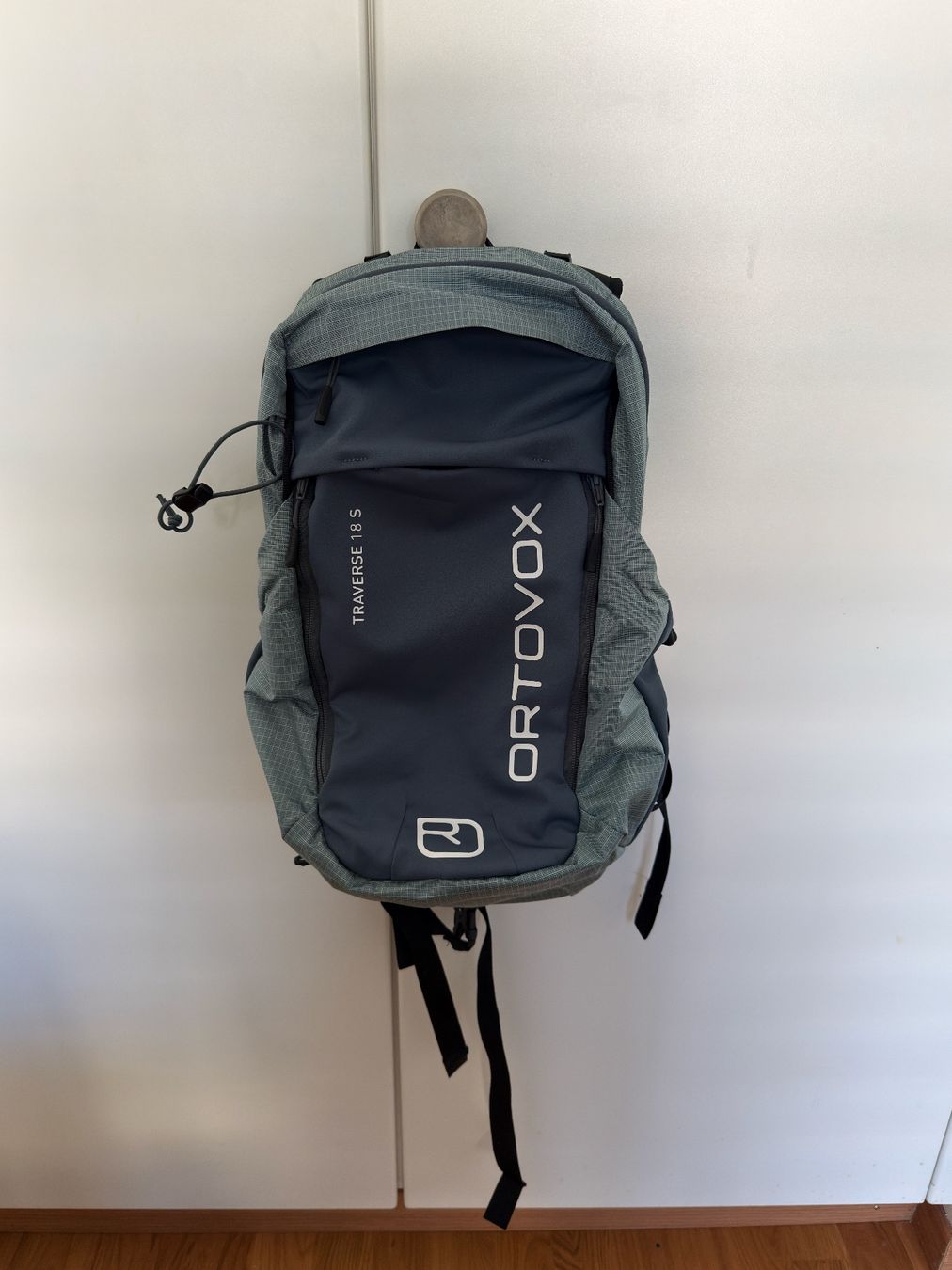 Ortovox Zaini: Sac à dos Ortovox Traverse 18S comme neuf – Usato da Vevey venduto da mg5386 1