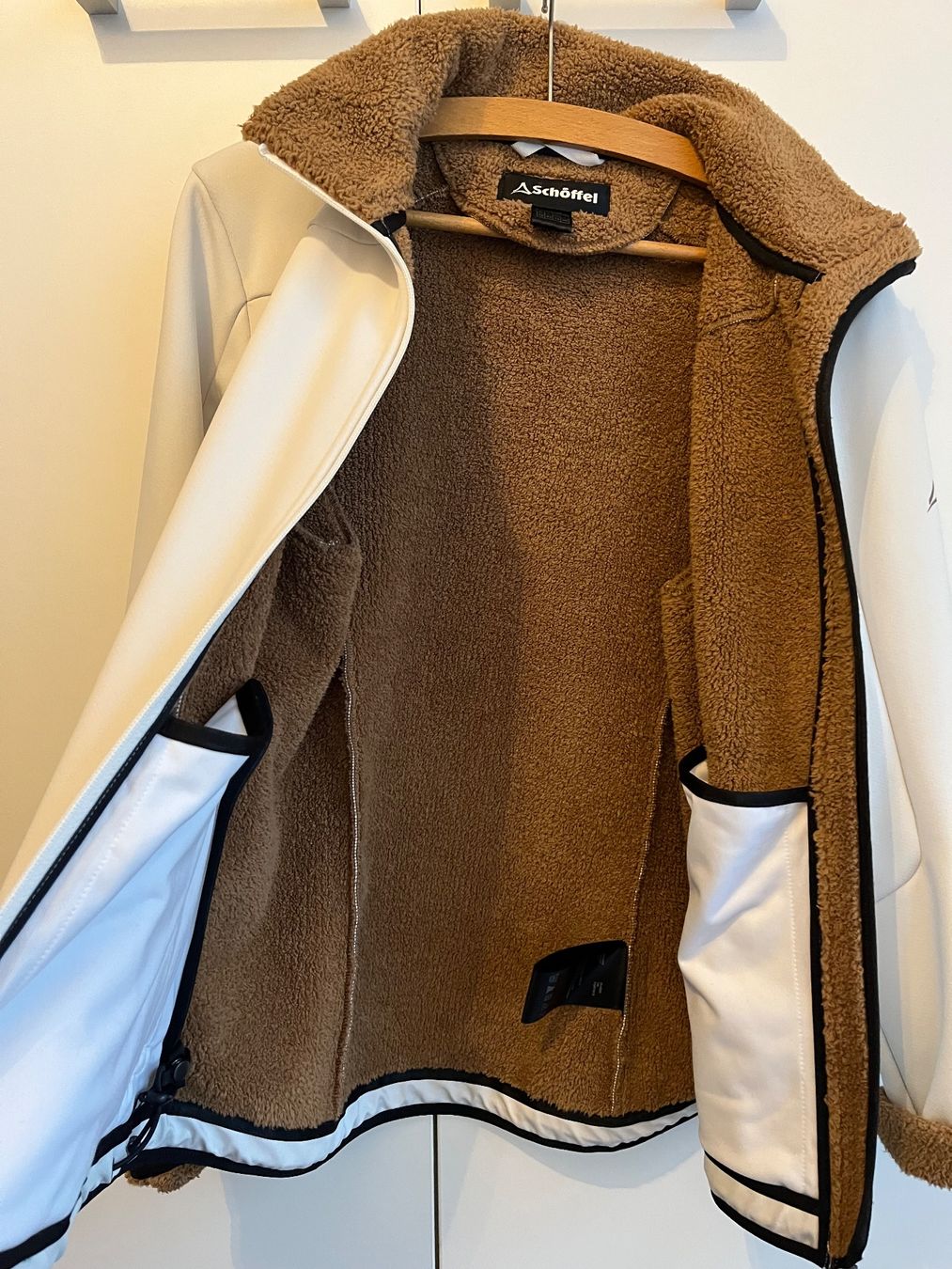 Schoeffel Giacche: Schöffel Softshelljacke mit braunem Teddyfutter Grösse 40 – Usato da Rheinfelden venduto da cle_2jnb 2