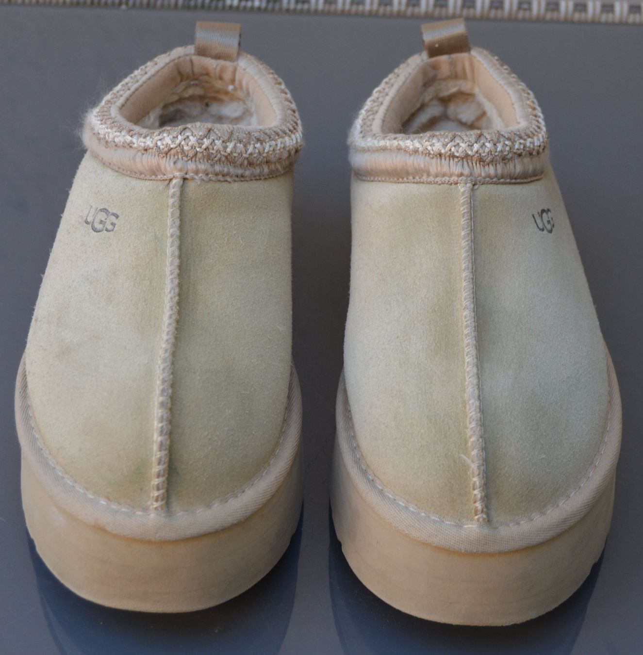 Ugg Damenschuhe: UGG Tazz Schuhe /  chaussures .Sabot  .39 – Gebraucht aus Collonges von arashee 5