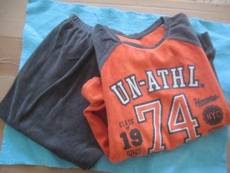 KNABEN  SET  HOSE UND PULLOVER
