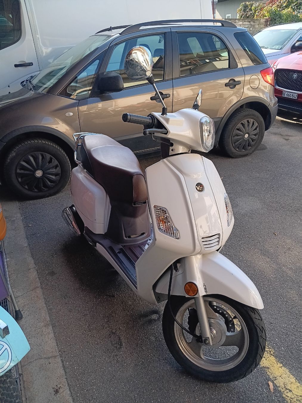 Scooter: Roller Vengo Zahara 125i 2017 – Usato da Hindelbank venduto da mbcar 5