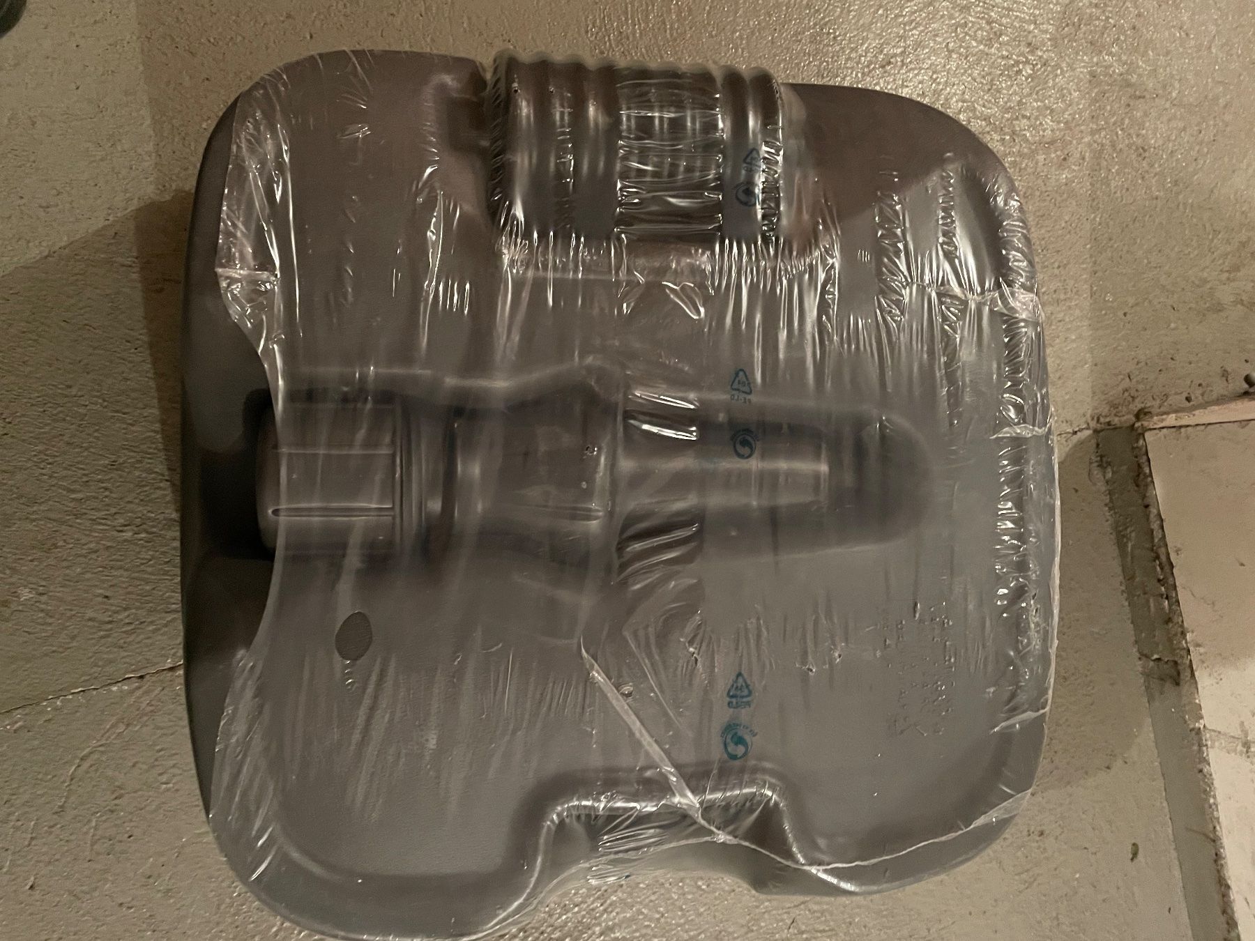 Ombrelloni: Schirmsockel 45L Anthrazit Neu – Nuovo e nell'imballaggio originale da St. Gallen venduto da besi97 3