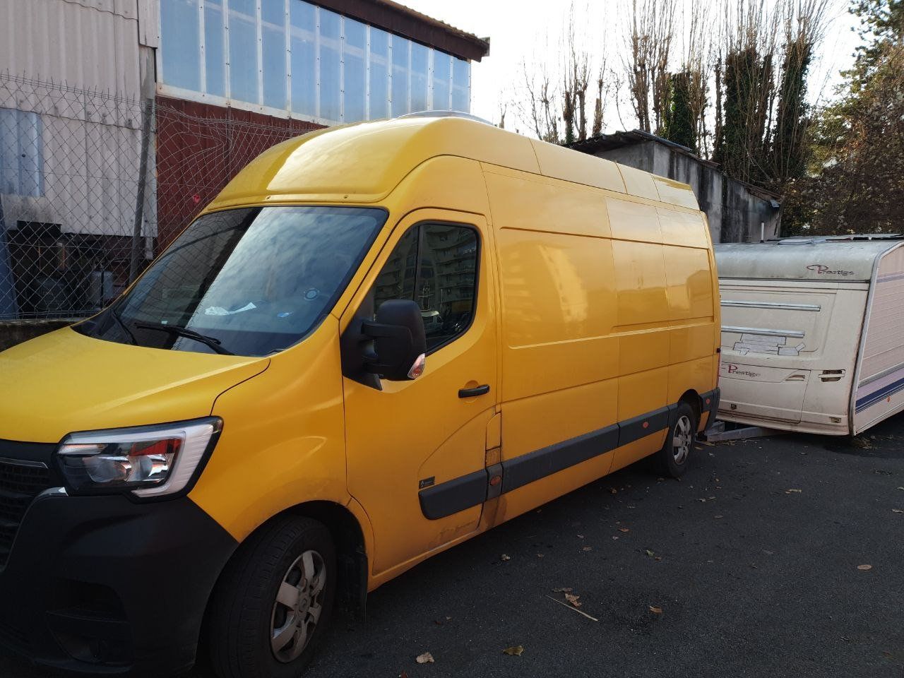 Veicoli commerciali: RENAULT Master T35 2.3dCi 135 L3H3 – Usato da Neuchâtel venduto da fla_9hzt 1