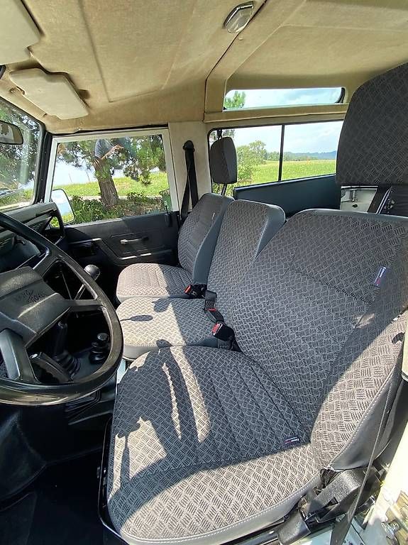 Land Rover Autos: Land Rover Defender 90 – Gebraucht aus Hirzel von kar_52gd 2