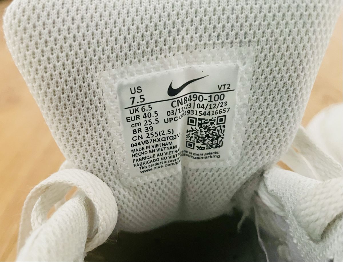 Nike Scarpe da uomo: Nike Air Max 90 - US 7.5 (Grösse 40.5) – Usato da Stansstad venduto da alexandra171080 3