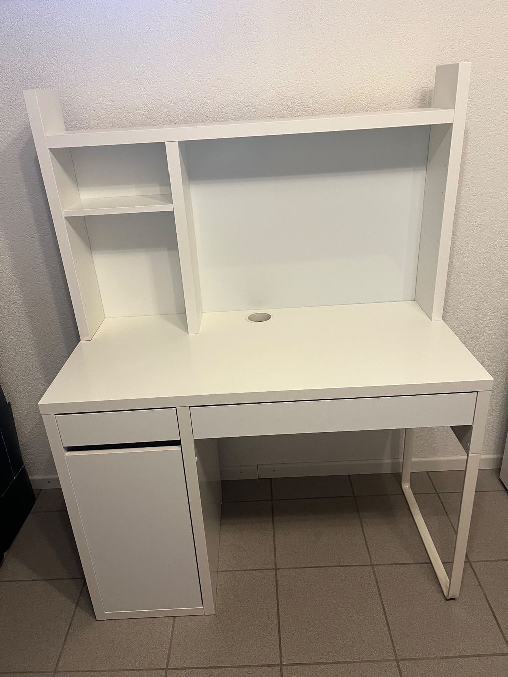 Ikea Scrivanie: Kinderschreibtisch – Usato da Gwatt (Thun) venduto da Aril