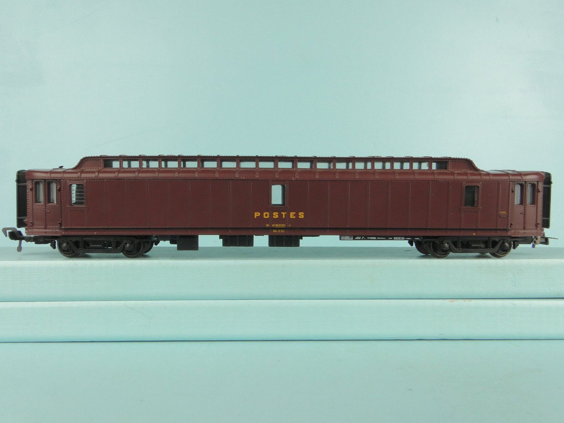 Jouef Modelleisenbahnen: Jouef SNCF POSTES – Gebraucht aus Bülach von cann11 2