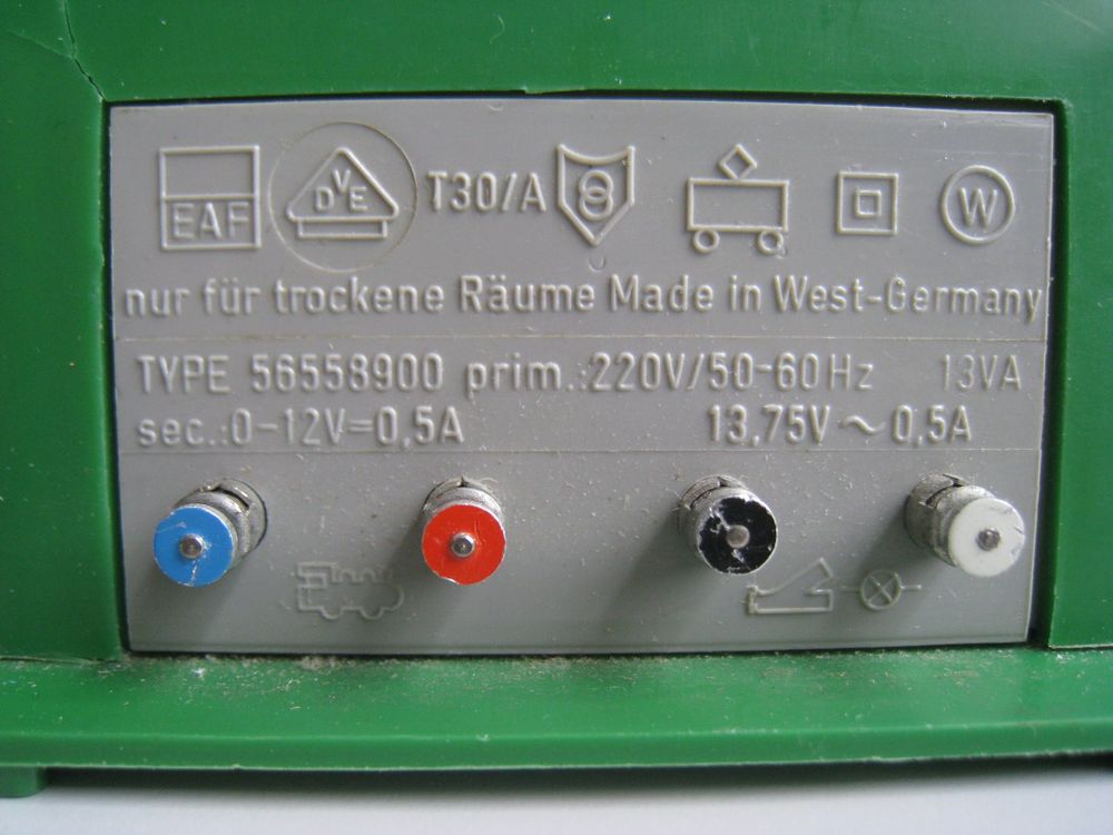 Trix Modellini di ferrovie: Trix - Trafo 56558900 für alle Gleichstrom, 0,5 Ampere – Usato da Buchs ZH venduto da swiss-train 2