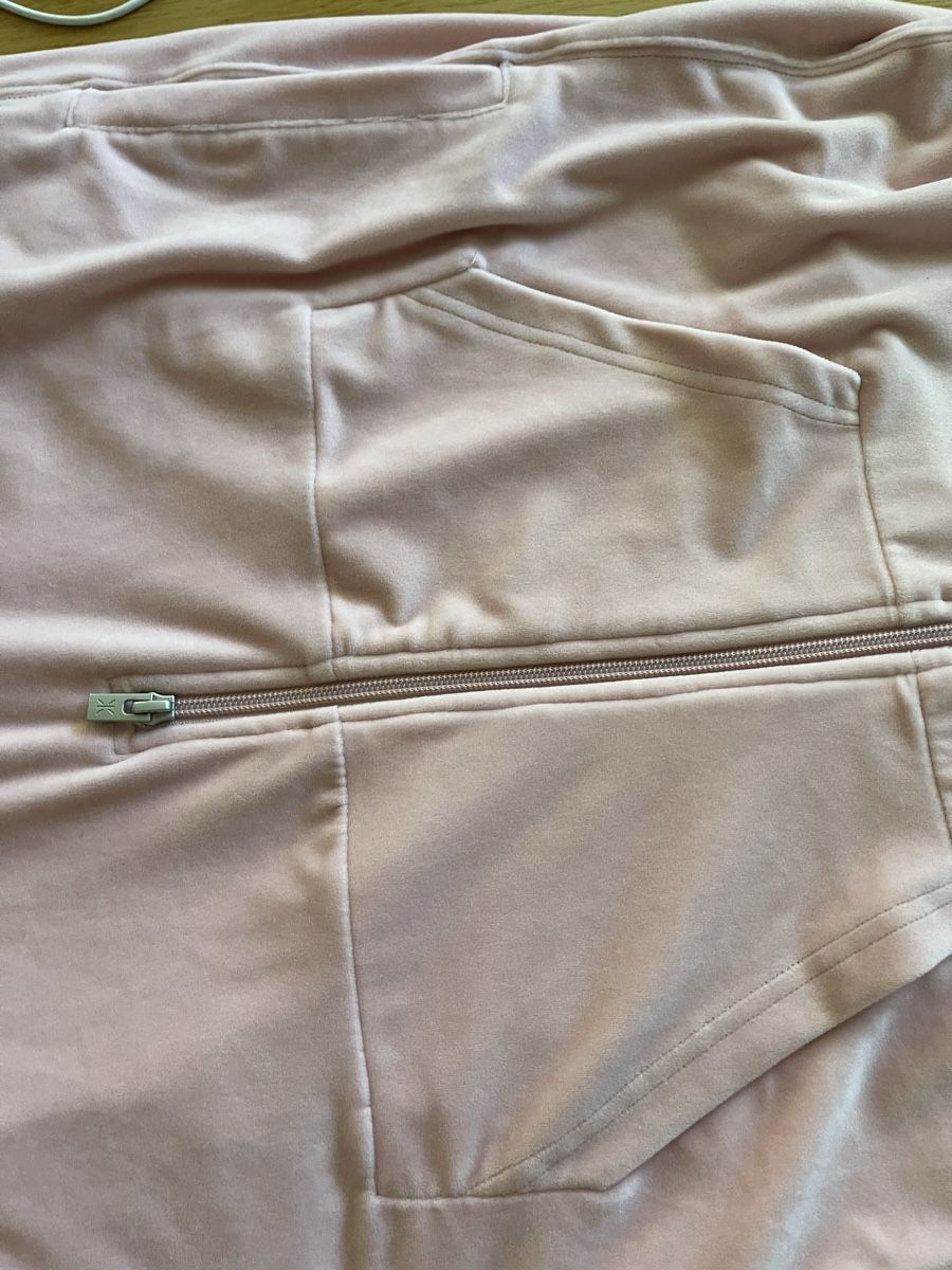 Tute: Kuscheliger Jumpsuit, Velours, Rosé Gr. S – Nuovo (secondo la descrizione) da Rüschlikon venduto da leo_mwz2 6