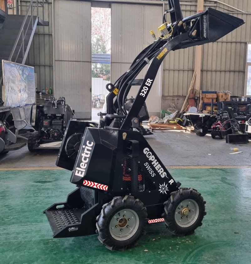 Escavatori: Elektro Kompaktlader Gophers 320 4x4 oder Raupe neu – Nuovo e nell'imballaggio originale da Kaltbrunn venduto da Lasko77 3
