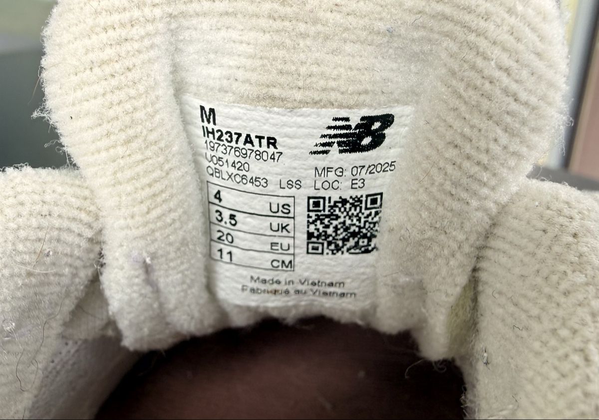 New Balance Chaussures garçon: New Balance Sneaker Size 20 – D'occasion à Diessenhofen par mar_8cyl 5