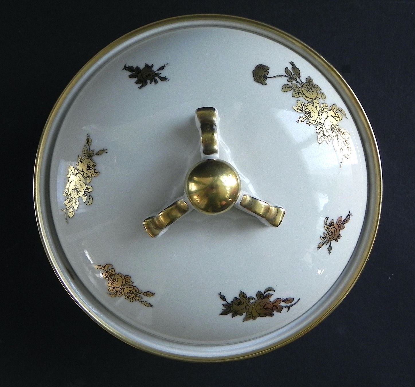 Tutte le decorazioni: Schöne Dose mit Golddekor von Langenthal 1947 – Nuovo (secondo la descrizione) da Zürich venduto da LodgE-21 2