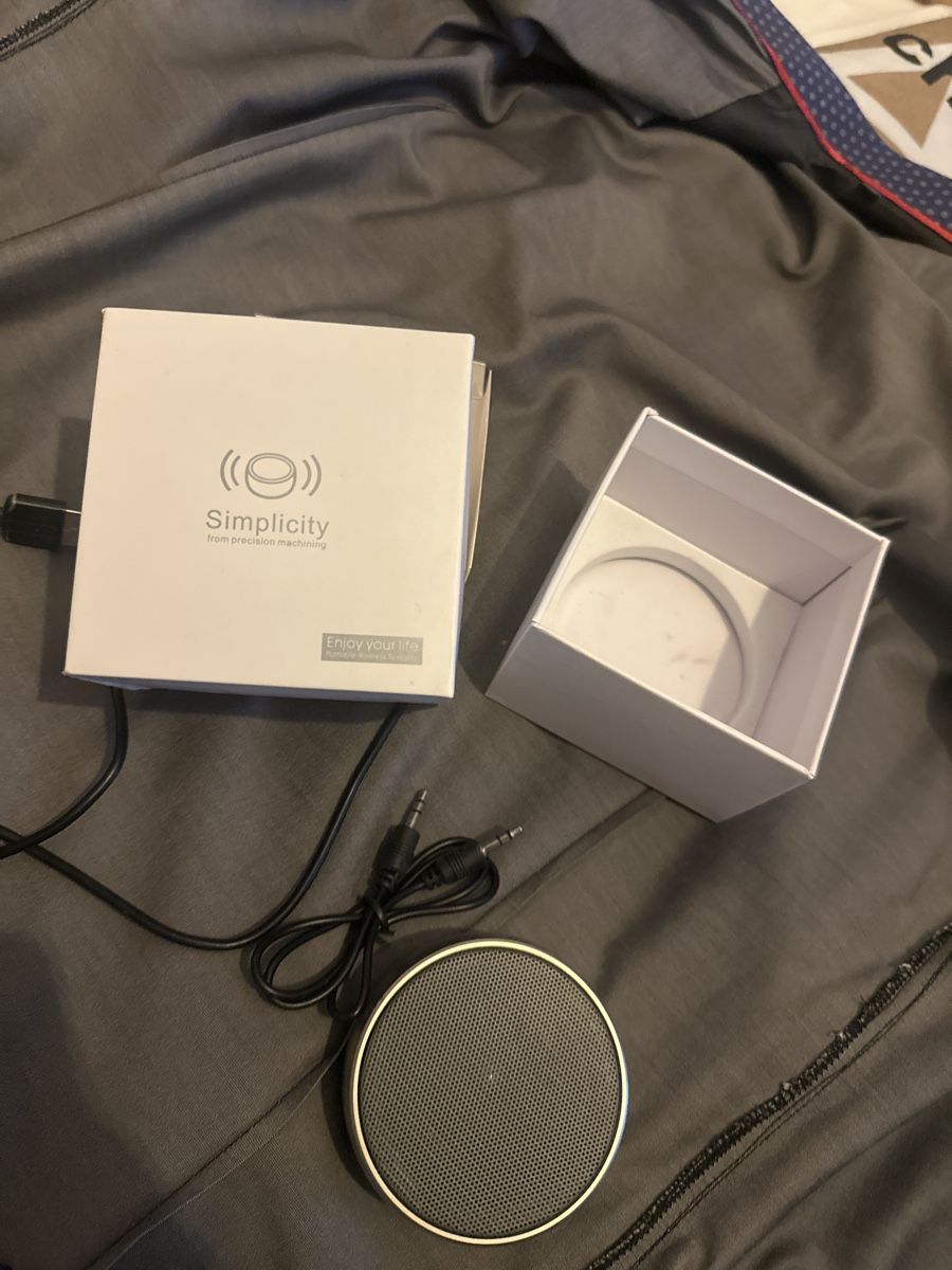 Lautsprecher: Enceinte portable simplicity – Neu (gemäss Beschreibung) aus Chêne-Bougeries von GLM24 4