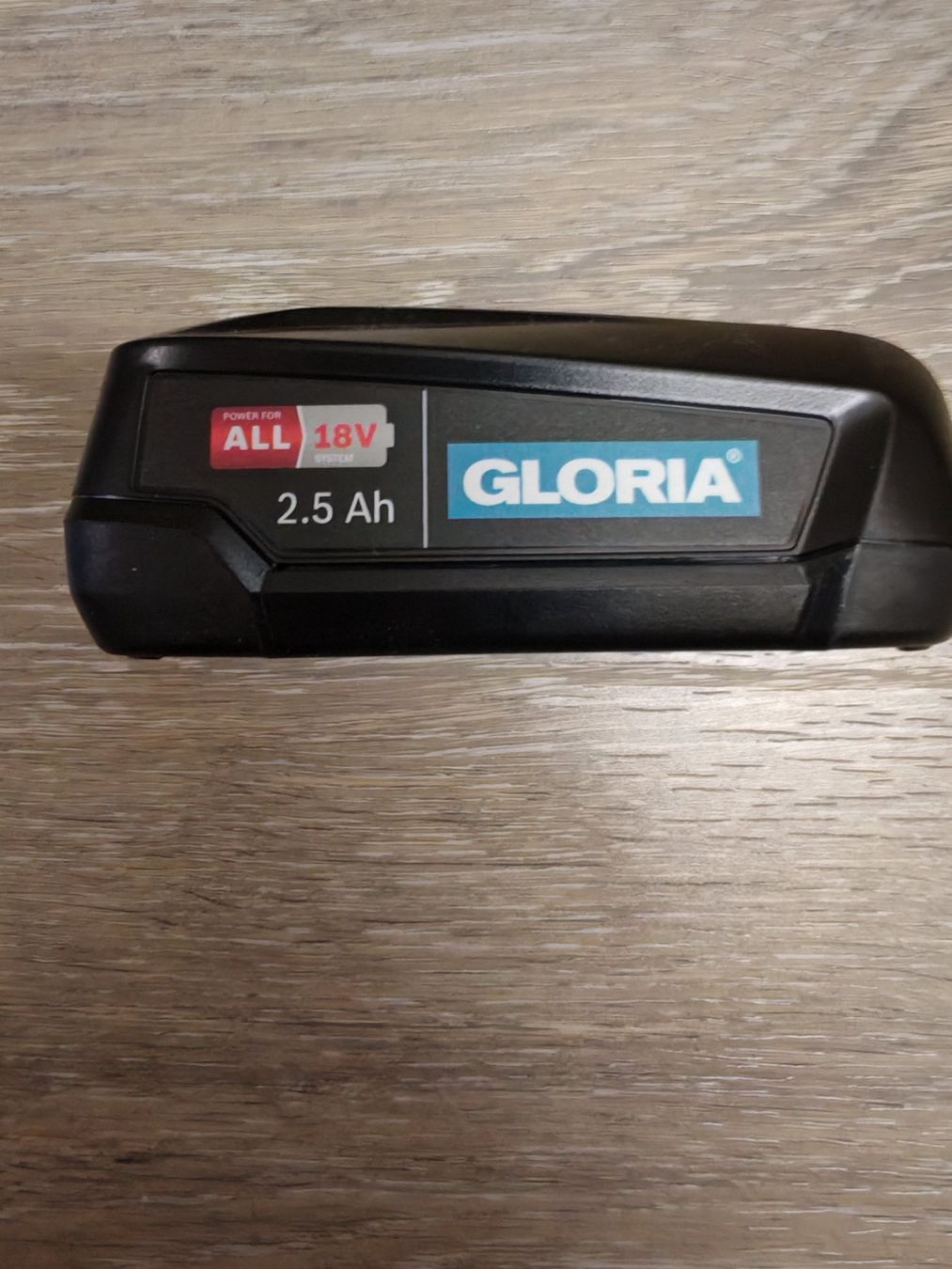 Bosch Akkus & Batterien: Gloria Akku 18Volt 2.5 Ah 45 Wh – Gebraucht aus Bern von Isterk