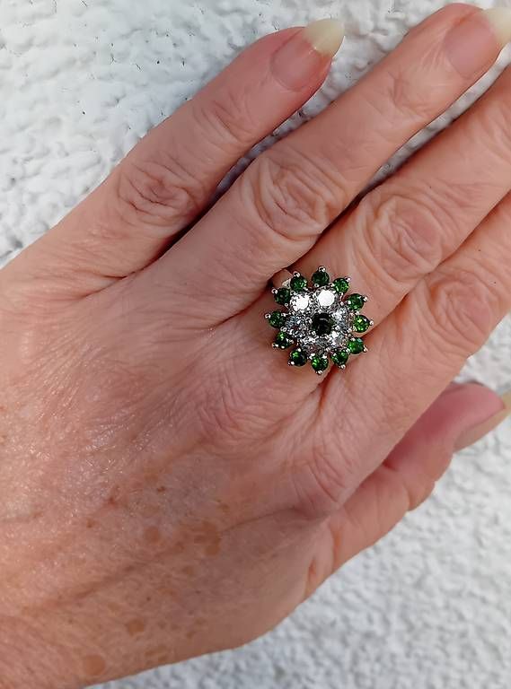 Anelli: Ring mit Chromdiopsid und Weisstopas Silber – Usato da Stans venduto da wer_fd5f 1