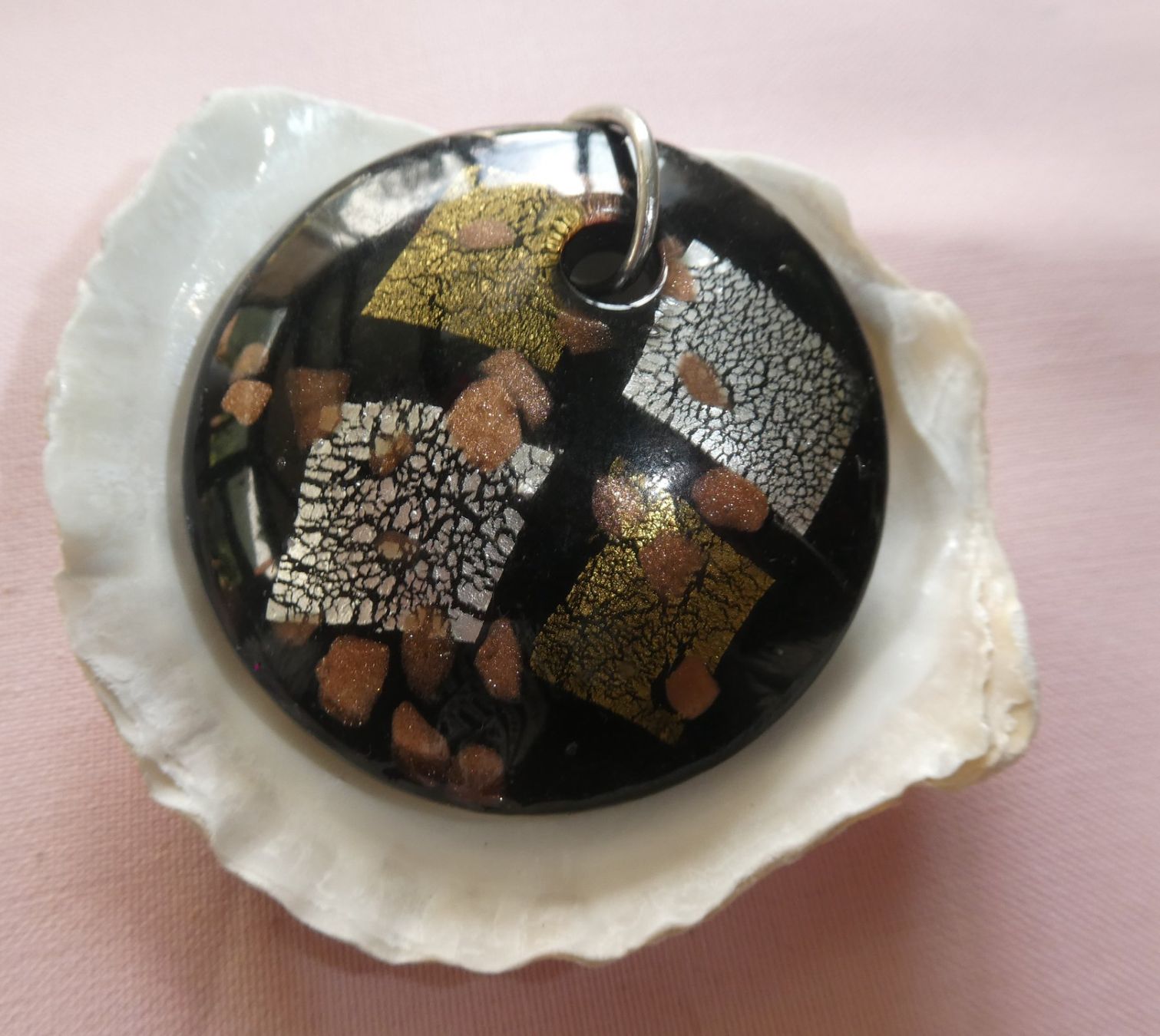 Ciondoli: Pendentif Verre Noir et Or - Élégance, neuf – Nuovo (secondo la descrizione) da Troistorrents venduto da Marion70