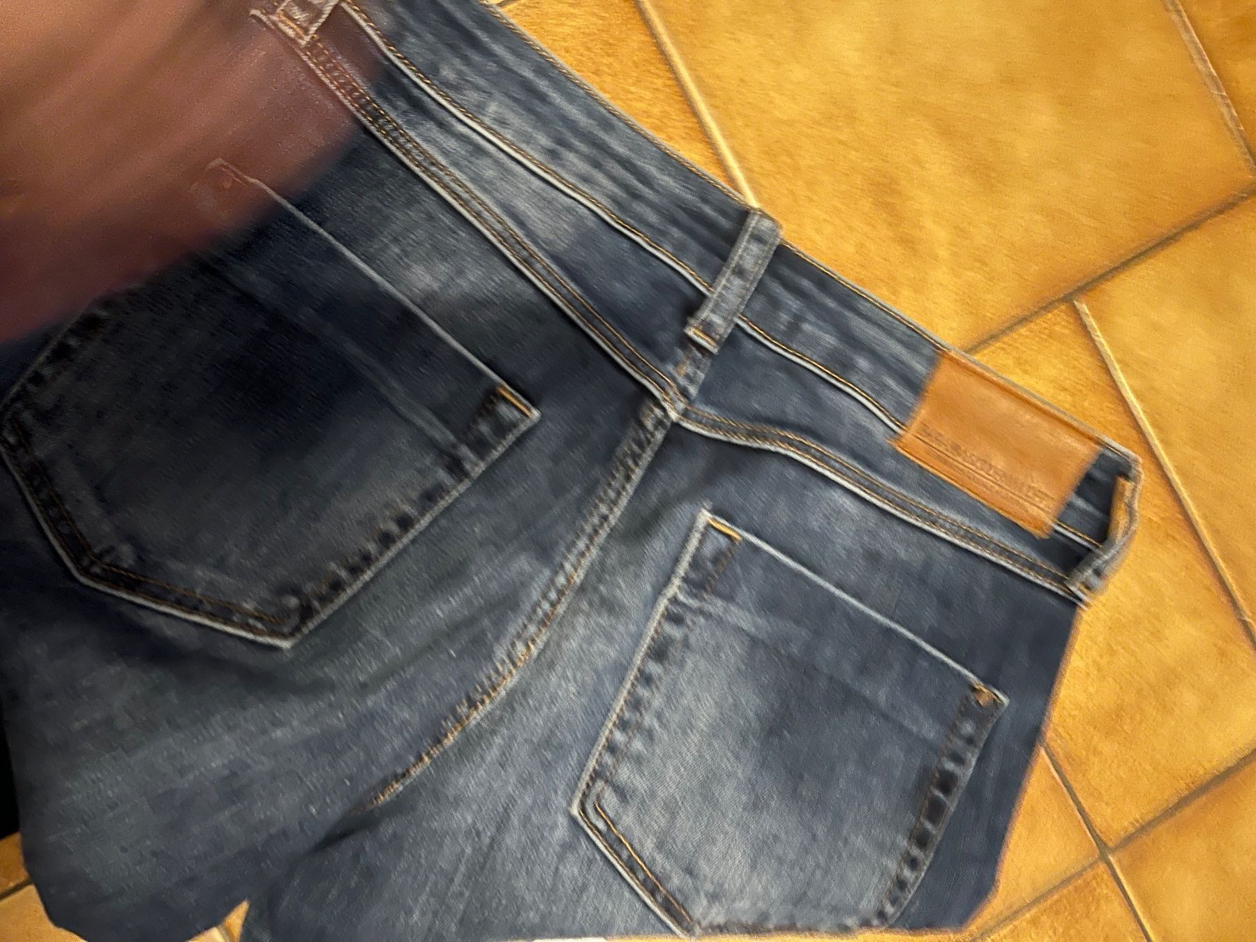 Jeans: Pantalon taille 38 maman – Usato da Veyrier venduto da kimedovapa 2