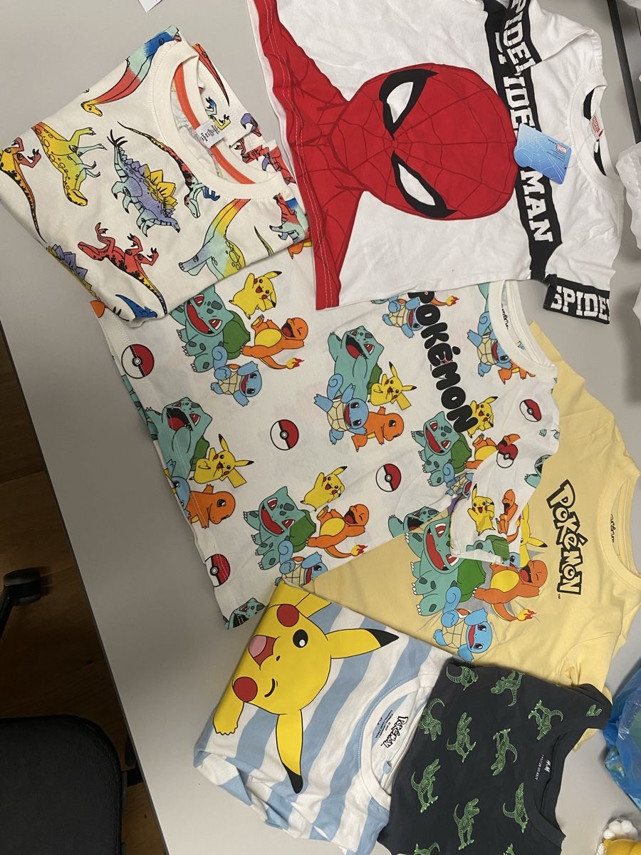Lotti & Set di vestiti: Kleiderpaket neu 122 oder 122/128 spiderman marvel usw – Nuovo (secondo la descrizione) da Amriswil venduto da samettigerli