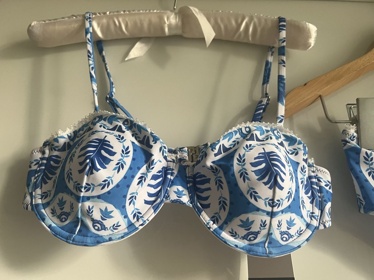 Badekleider & Bikinis: New Blue & White Bikini Set - Size Small - Summer Ready! – Neu und originalverpackt aus Zürich von tra_wl8x 2