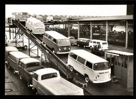 11 Fotografien VW-Werk Hannover, VW-Bull