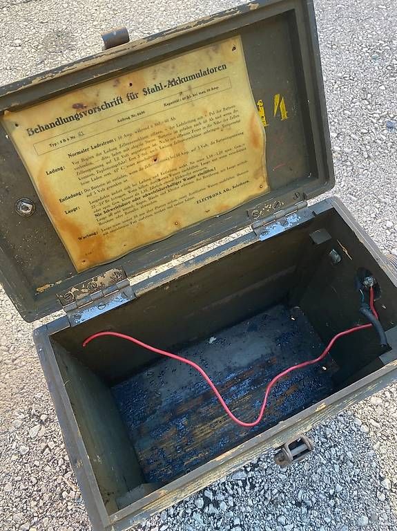 Ausrüstung & Ersatzteile: Caisse Militaire. Pour batterie. En bois – Gebraucht aus Ardon von a_laroyale 1