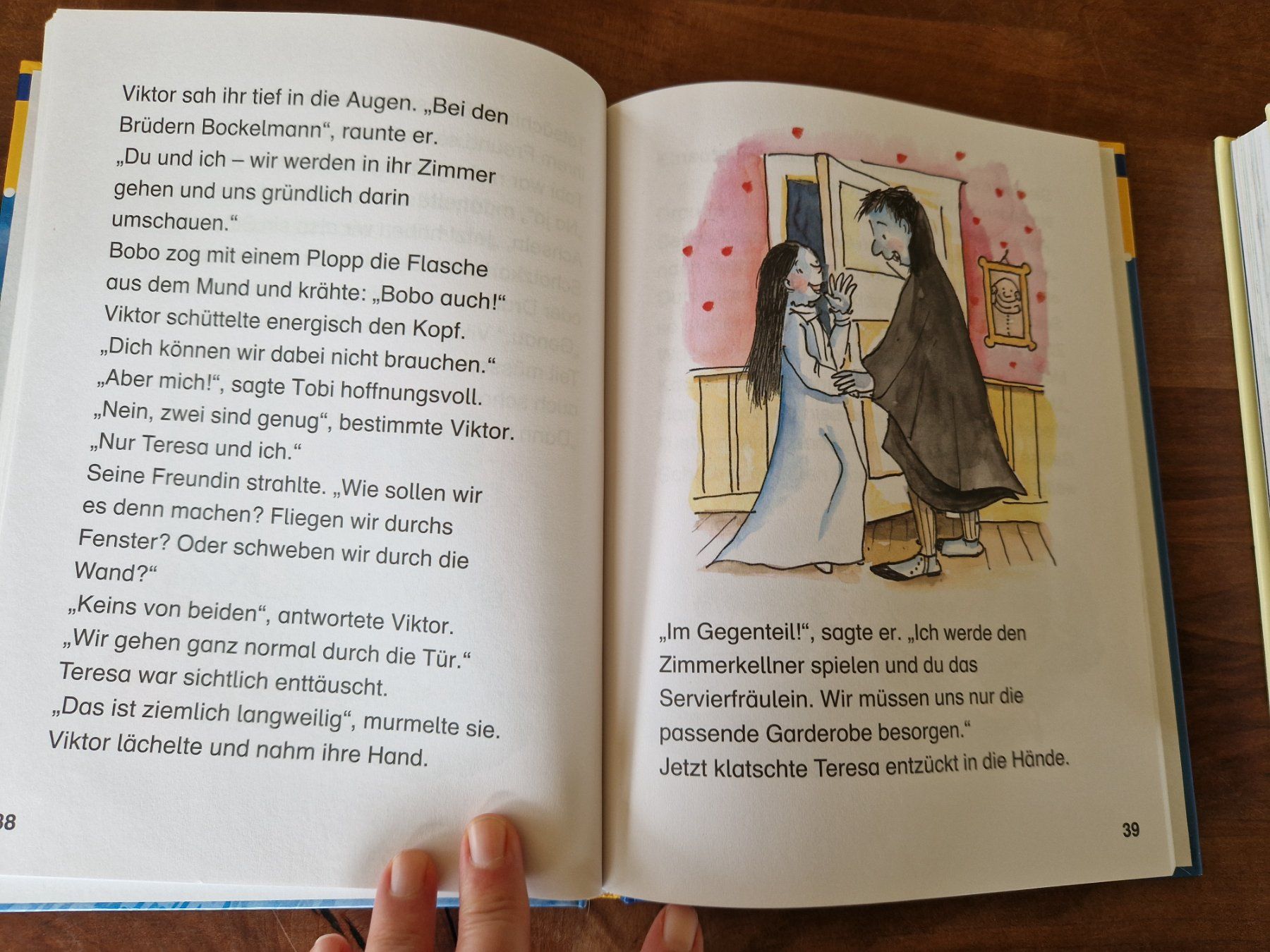 Libri: Buch Lesehippo 6.5 Gespenster suchen einen Schatz – Usato da Giswil venduto da movo08 1