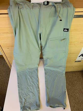 Quiksilver Hose mit Reißverschluss für Männer - Gr. 31