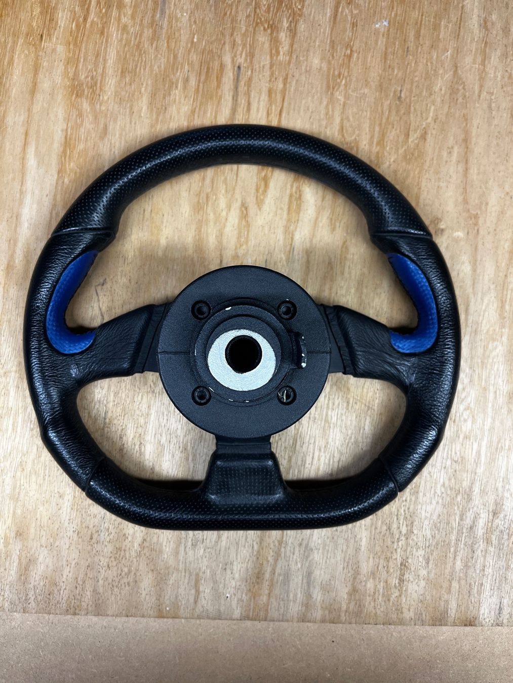 Tutti pezzi di ricambio auto: Racing Lenkrad - Simoni Sport Racing – Usato da Zeihen venduto da lun_f2v2 3