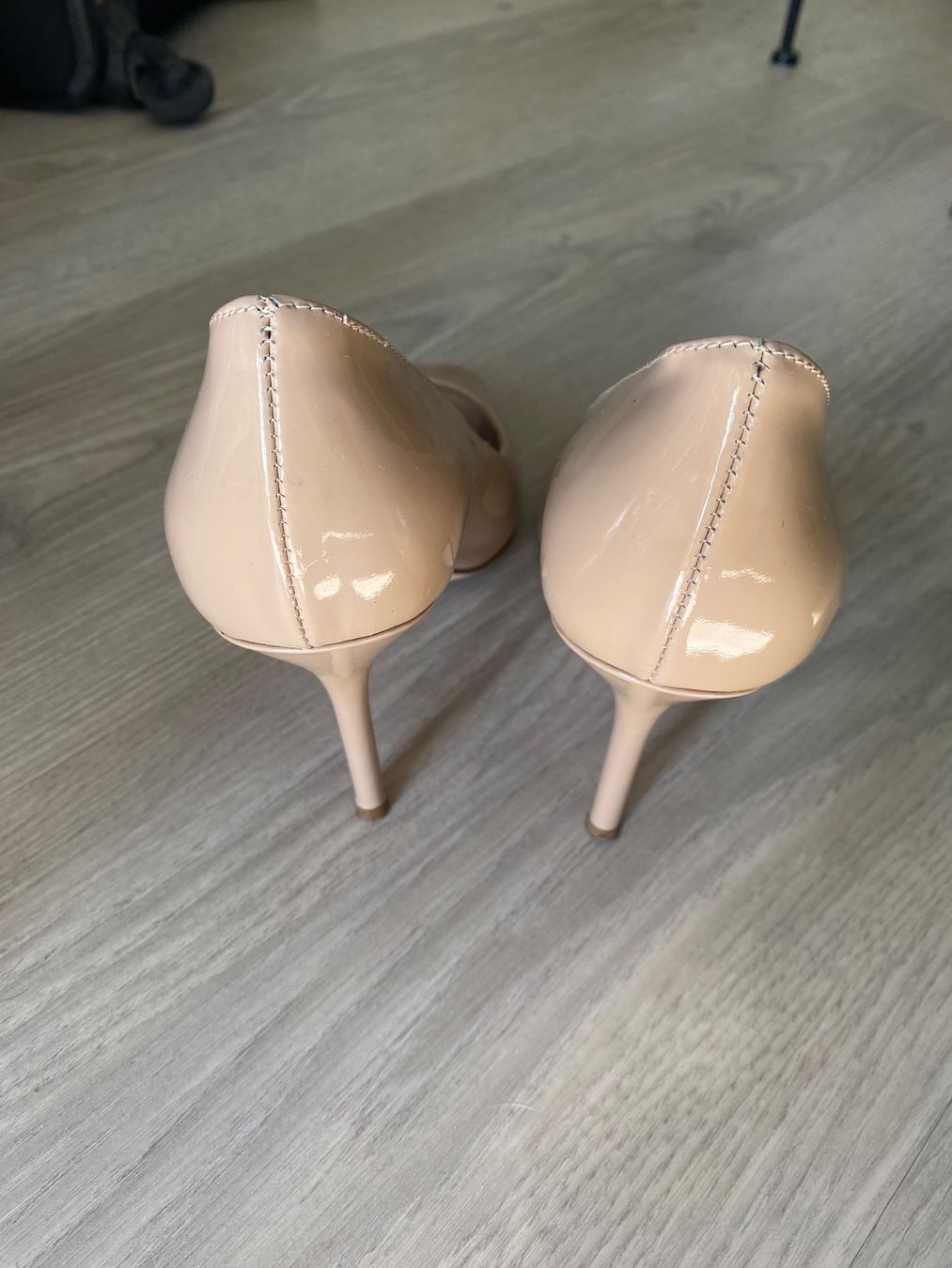 Scarpe da donna: Chaussures à talon en cuir – Usato da Lausanne venduto da Mlle-Artemis 2