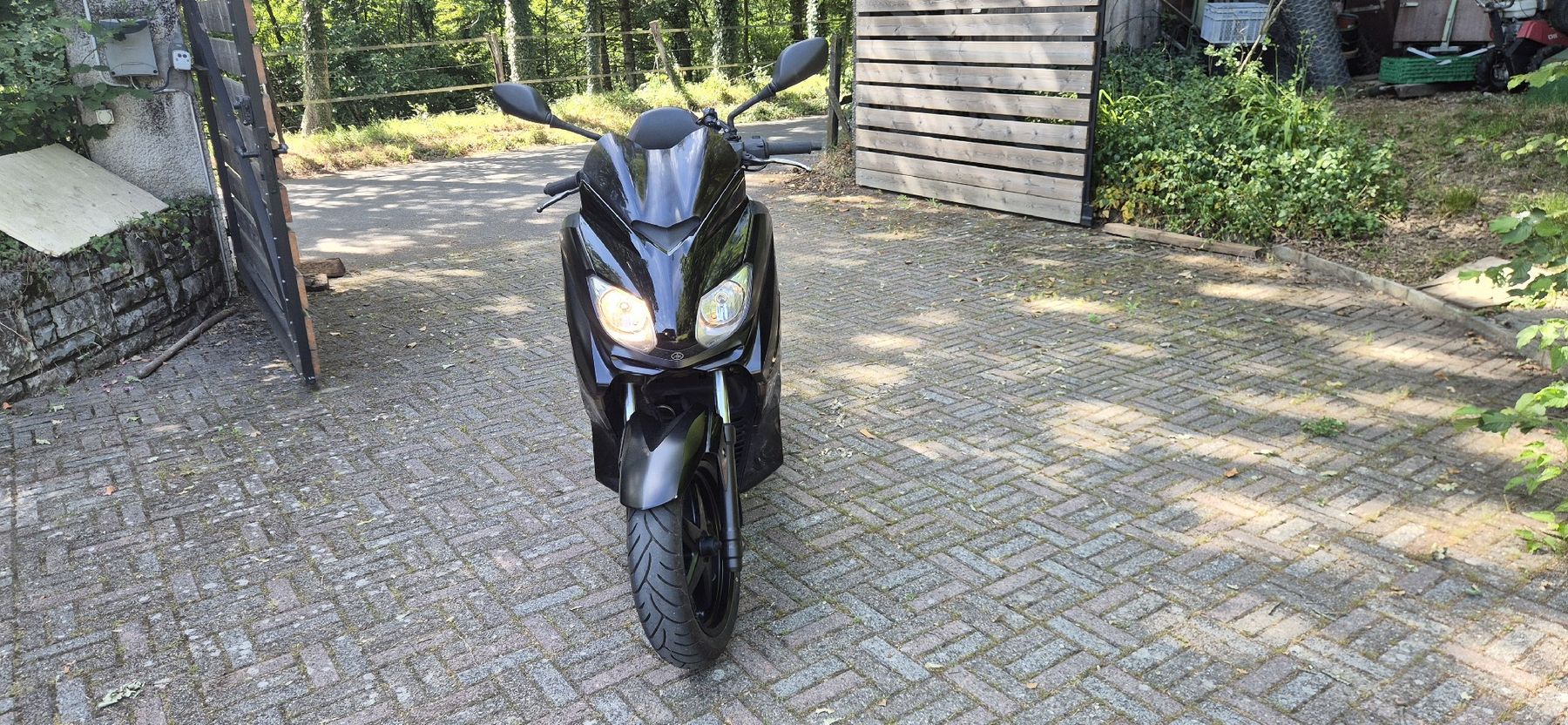 Yamaha Scooter:  yamaha xmax 250 – Usato da Avully venduto da bou_b9lc 3