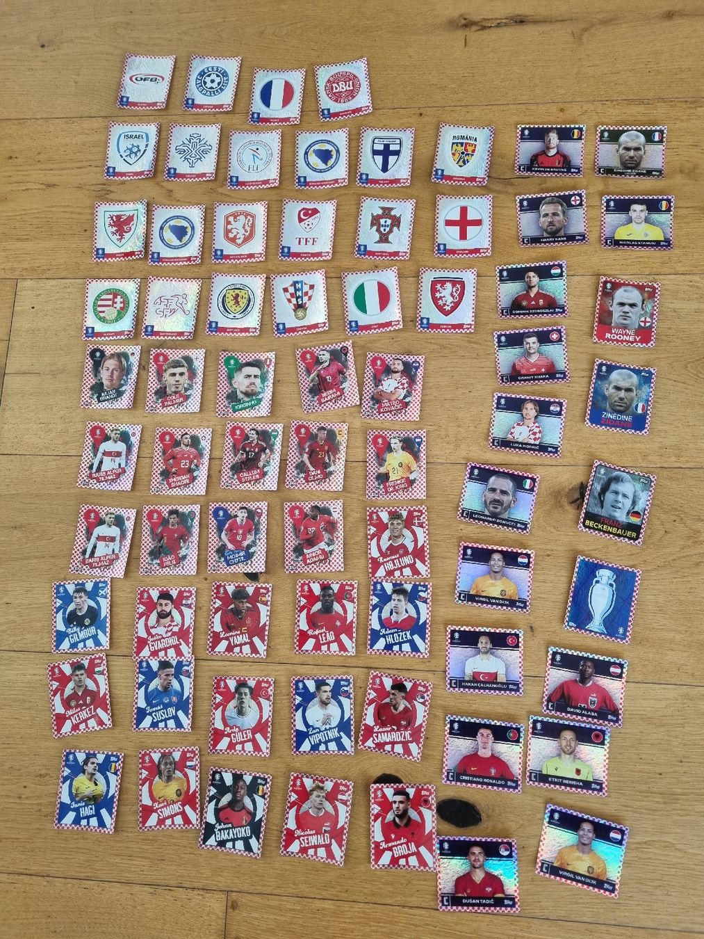 Topps Carte collezionabili: Rar: Topps Extrasticker Parallel Sticker EM 2024 rote Punkte – Nuovo (secondo la descrizione) da Hettlingen venduto da Lukasbutz