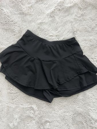 Rock mit Hose grösse S