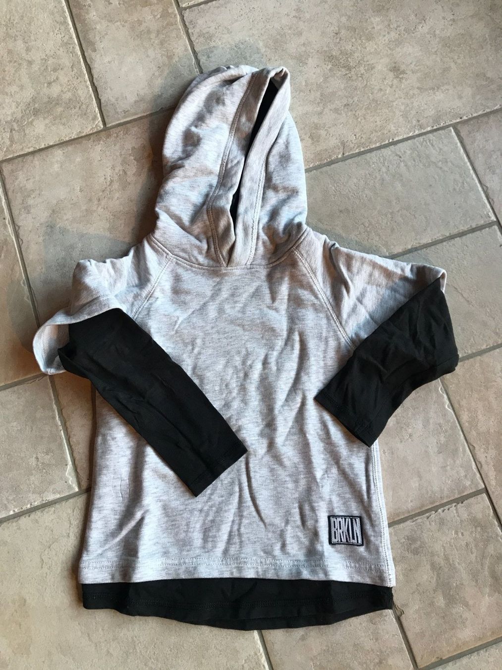 Kleiderpakete & -sets: Jungen Pullover Set 3 Stück Grösse 6-7 J – Gebraucht aus Saas-Grund von rau_tn8j 3