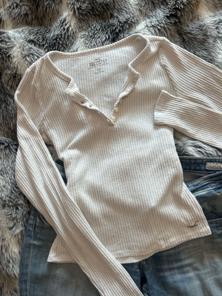 Hollister Top: Hollister longsleeve – Usato da Buchrain venduto da mer_2yht