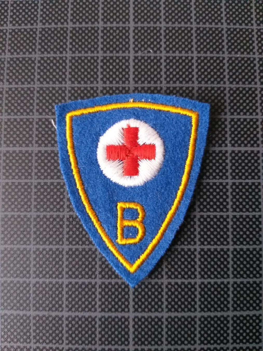 Placchette & Badge: Funktionsabzeichen B Laborant Ord. 1972 – Nuovo (secondo la descrizione) da Bauma venduto da SwissMilitaria