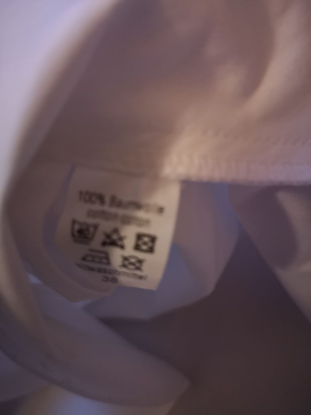 Blusen: Tolle Bluse mit Perlenknöpfen Gr. S – Gebraucht aus Meggen von Mcgiver_1 3