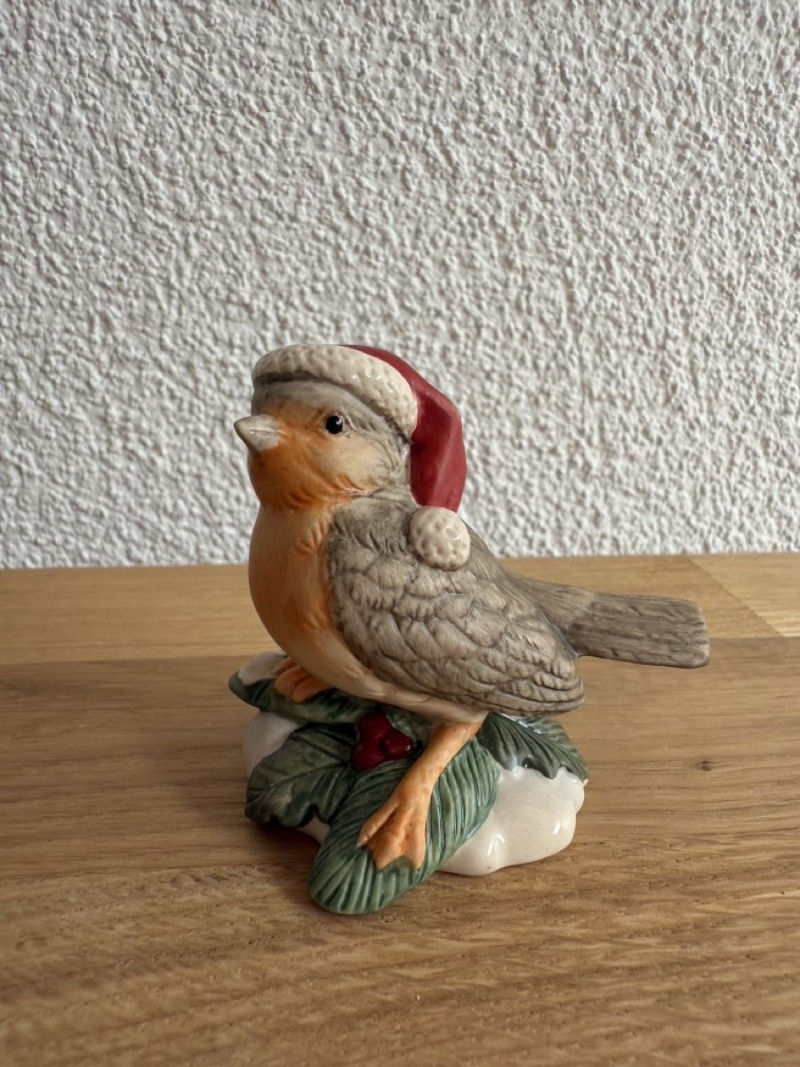 Statuette: Goebel Rotkehlchen mit Weihnachtsmütze – Usato da Sarmenstorf venduto da Nathaliie_21