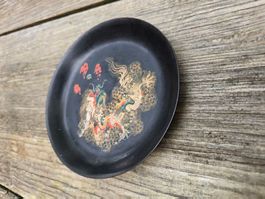 Asiatischer Teller mit Drachenmotiv, schwarz, Vintage