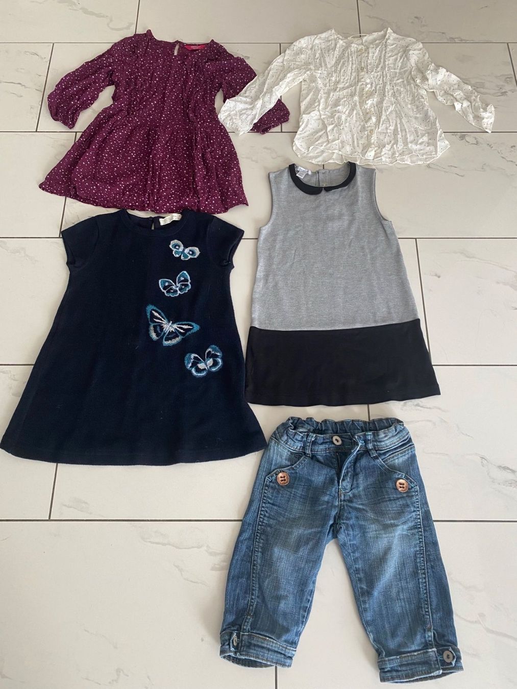 Lotti & Set di vestiti: Kleider Paket Gr, 110-116 – Usato da Anières venduto da elenafred
