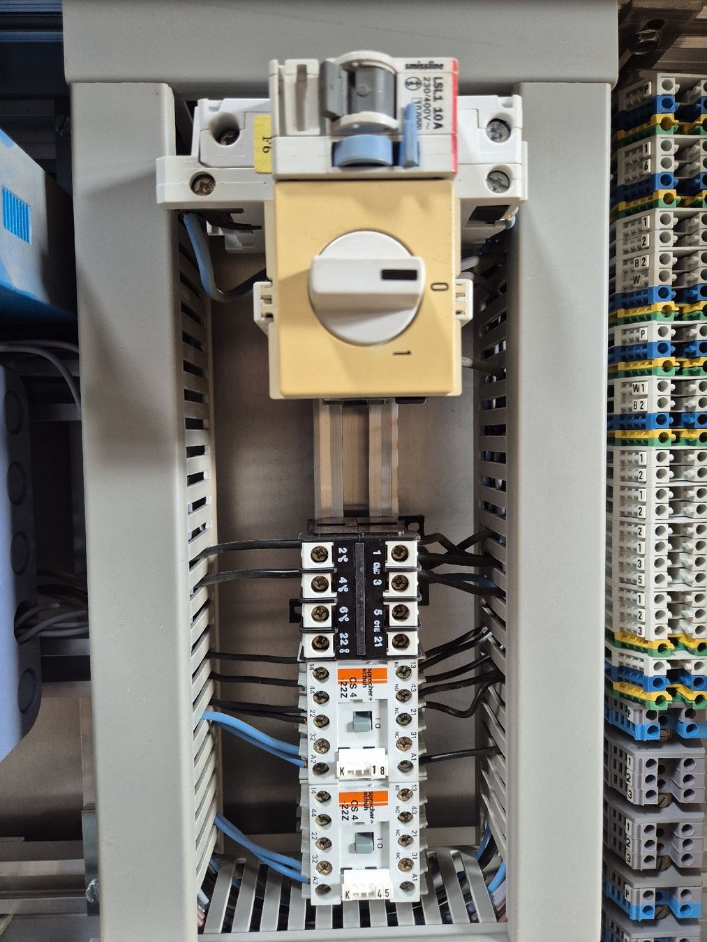 Alimentazione elettrica: Strom Verteilerkasten  – Usato da Weesen venduto da gmah 3