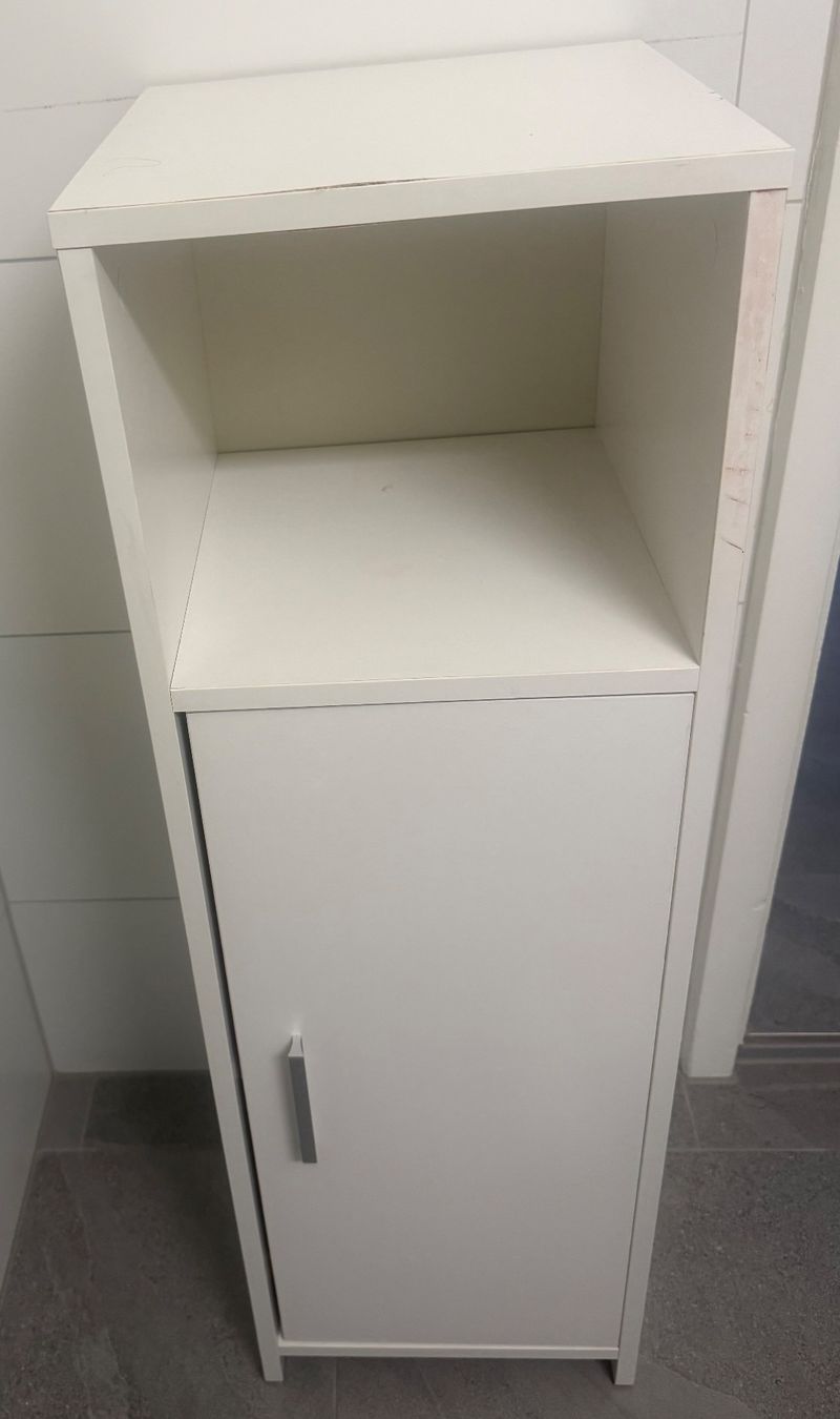 Pfister Schränke: White Bathroom Cabinet - 2 piece – Gebraucht aus Adliswil von Sale12 3
