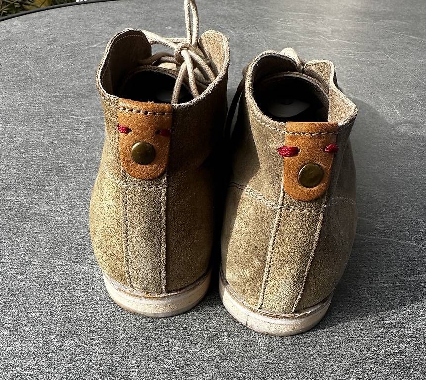 Scarpe da donna: Damenschuhe beige, Gr. 40 – Usato da Thalwil venduto da and_fdf5 2