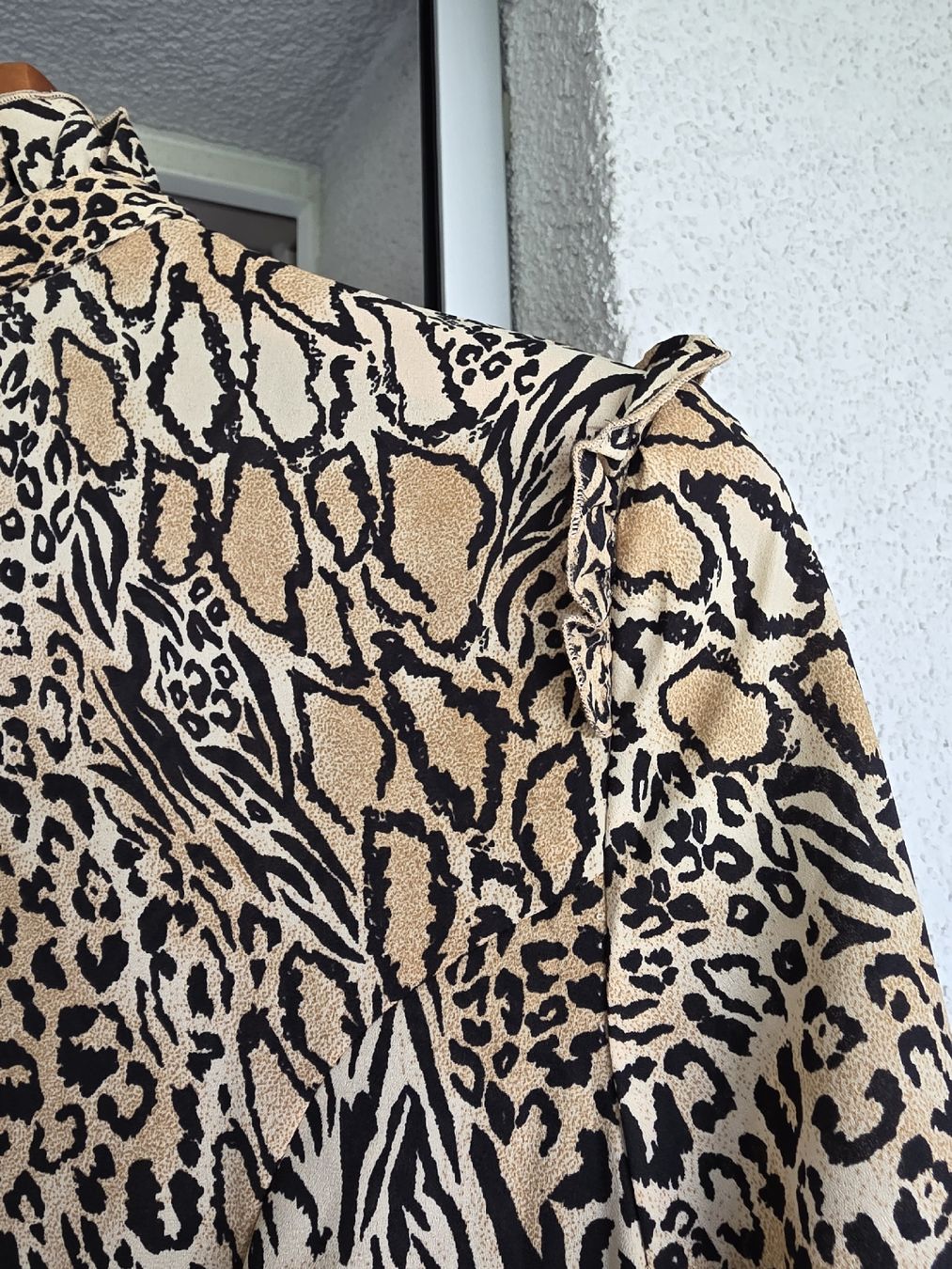 H&M Vestiti: H&M Damen Kleid Gr. 42 – Nuovo e nell'imballaggio originale da Wädenswil venduto da Gabinomi 3