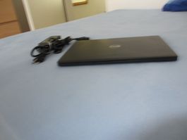 DELL Latitude 7280 -  Windows 11 (25H2)
