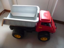 Grosser Lastwagen, NEU NP 69.- nie gebraucht